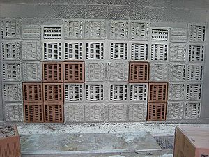 Edrizzi® in use - Spraying windows
